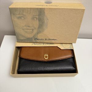 Vintage Princess Gardner Womens Two Tone Leather Tri-fold Checkbook Wallet Tan